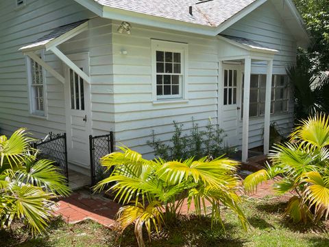 Tiny photo for 129 N Meridian Street, Tallahassee, FL 32301 (MLS # 399997)