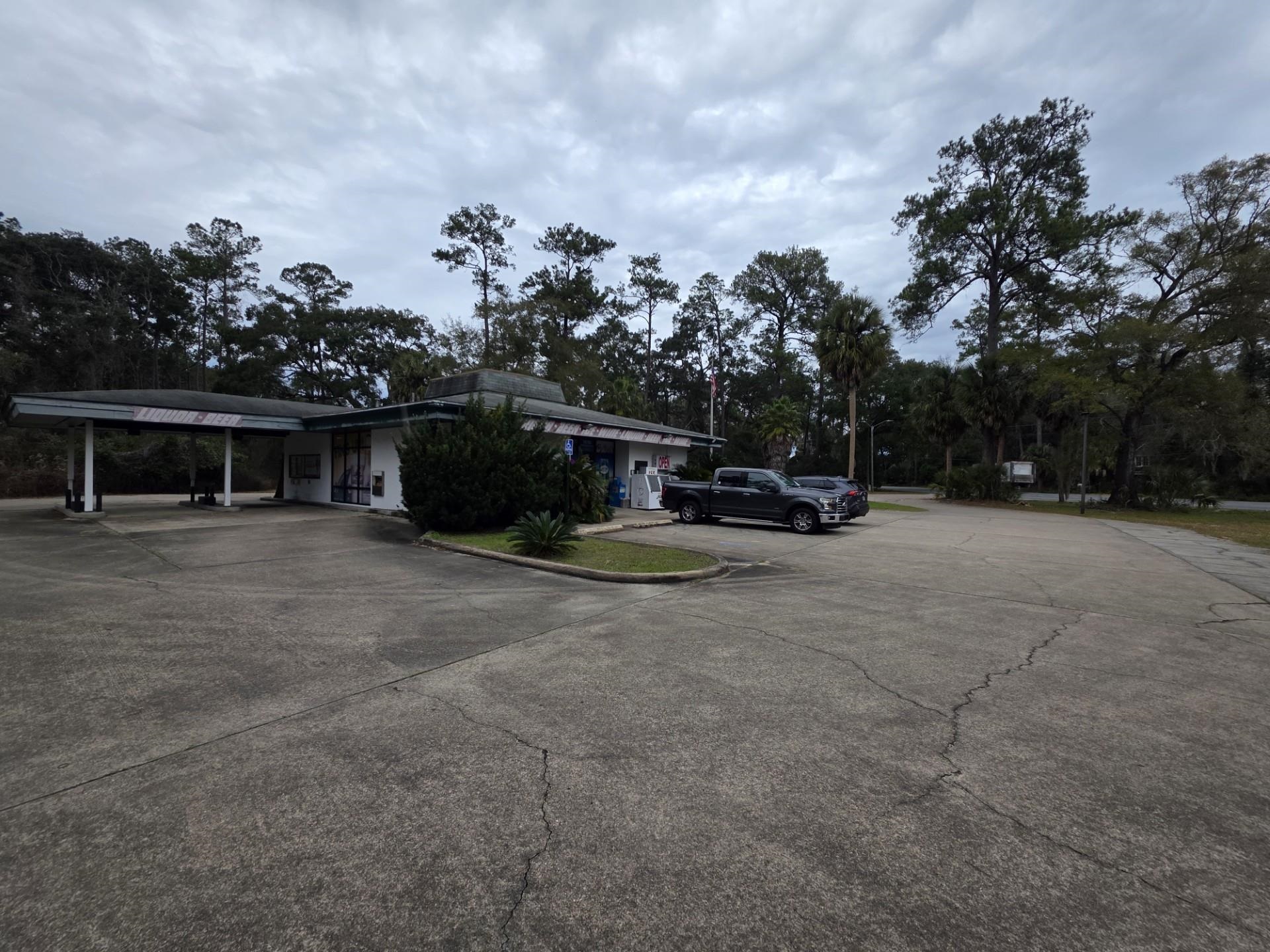 1970 Woodville Highway