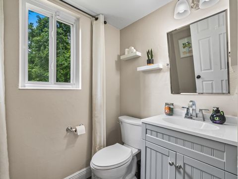Tiny photo for 2402 Mexia Avenue, Tallahassee, FL 32304 (MLS # 399288)