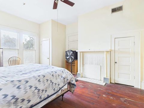 Tiny photo for 611 W Green Street, Perry, FL 32347 (MLS # 397642)