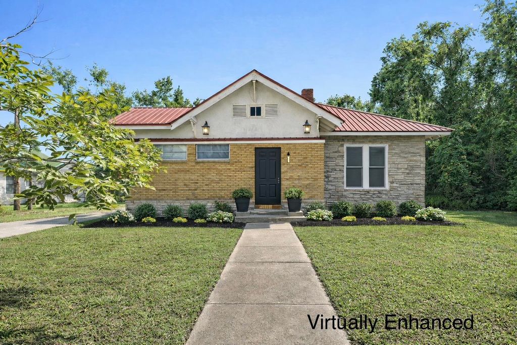 Photo of 611 W Green Street, Perry, FL 32347 (MLS # 397642)