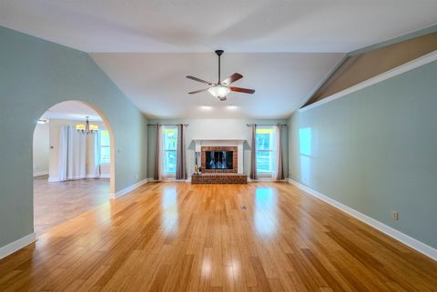 A home in Crawfordville