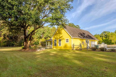 A home in Crawfordville