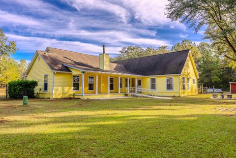 A home in Crawfordville