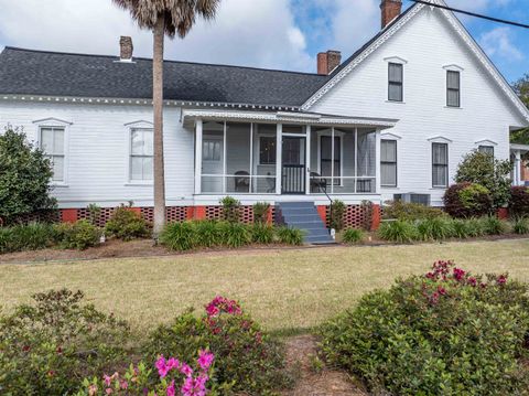 Tiny photo for 231 SW Rutledge Street, Madison, FL 32340 (MLS # 397955)