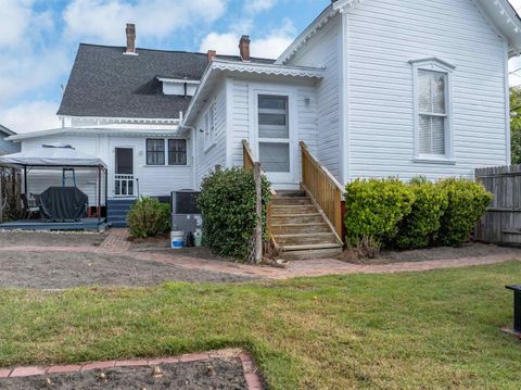 Tiny photo for 231 SW Rutledge Street, Madison, FL 32340 (MLS # 397955)