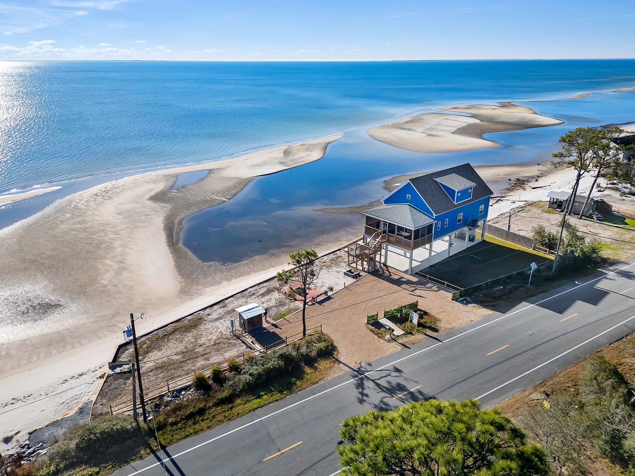 2324 Coastal Highway 98 W