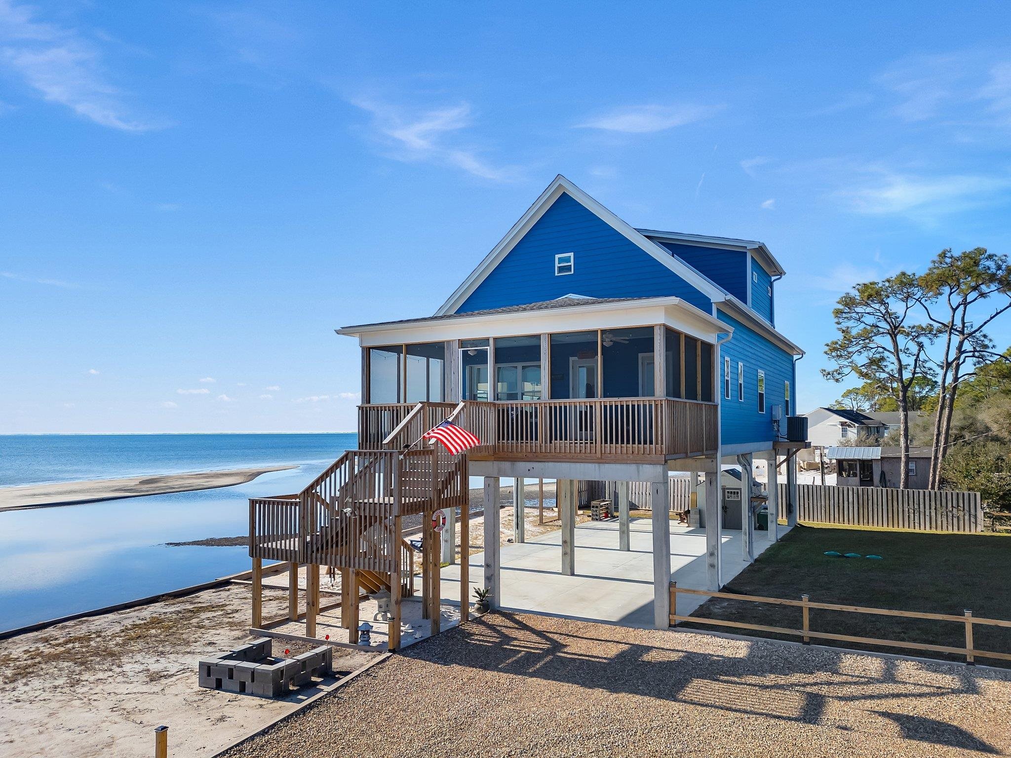 2324 Coastal Highway 98 W