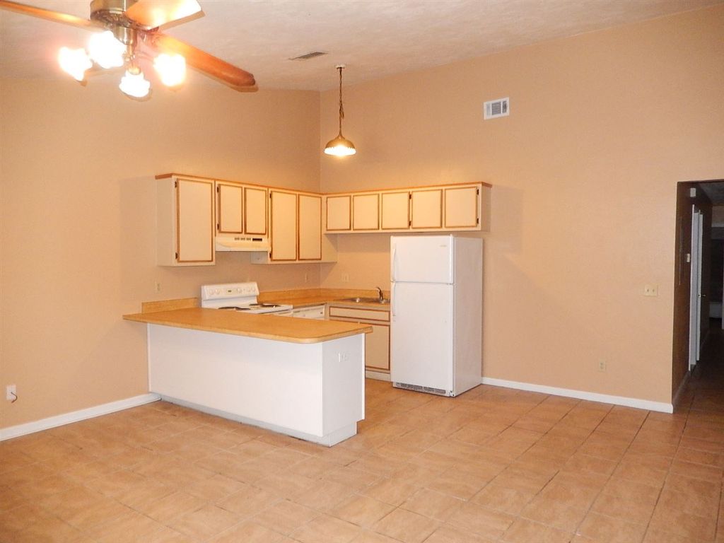 Photo of 2075 Continental Avenue, Tallahassee, FL 32304 (MLS # 400173)