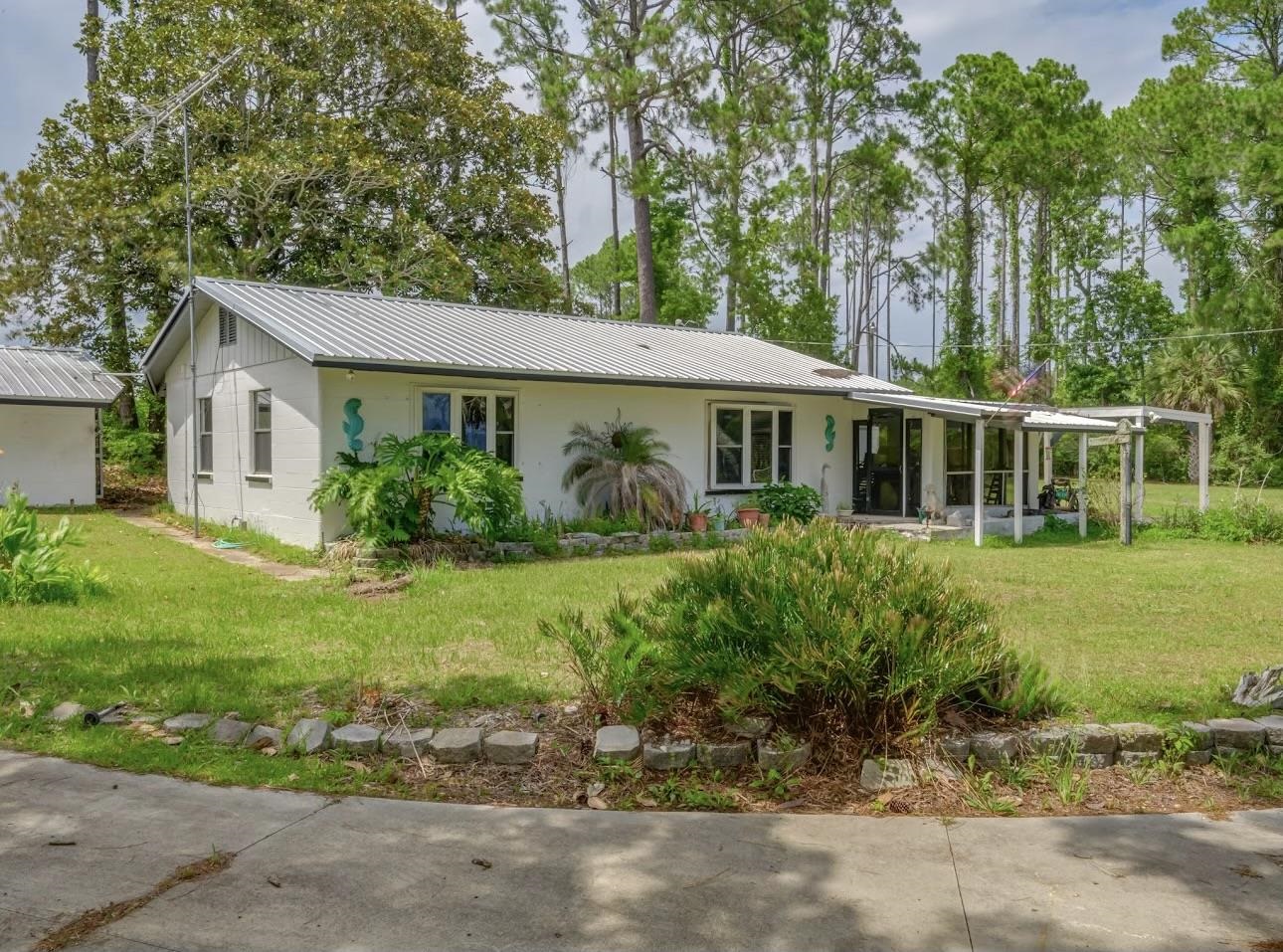 3057 Hwy 98