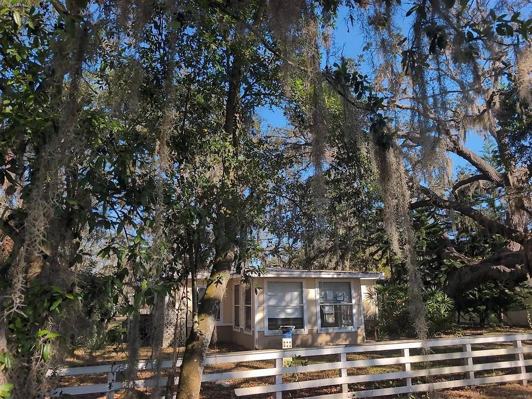 13213 Elm Street
