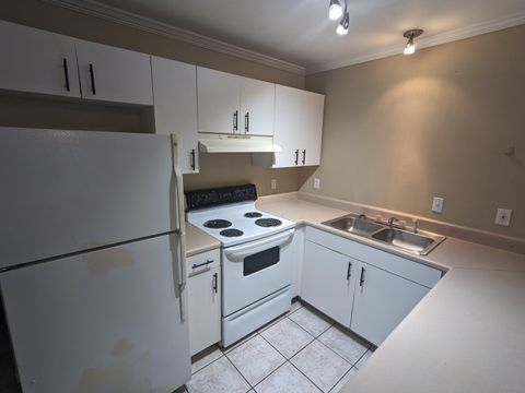 Tiny photo for 729 Wailes Street, Tallahassee, FL 32310 (MLS # 392315)