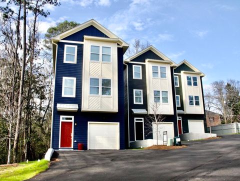 Photo of 1577 Metropolitan Blvd #4, Tallahassee, FL 32308 (MLS # 392010)