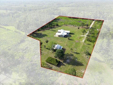 Tiny photo for 4567 Loren Henderson Rd RD, Perry, FL 32347 (MLS # 401774)
