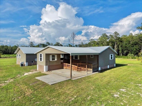 Tiny photo for 4567 Loren Henderson Rd RD, Perry, FL 32347 (MLS # 401774)