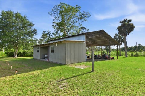 Tiny photo for 4567 Loren Henderson Rd RD, Perry, FL 32347 (MLS # 401774)