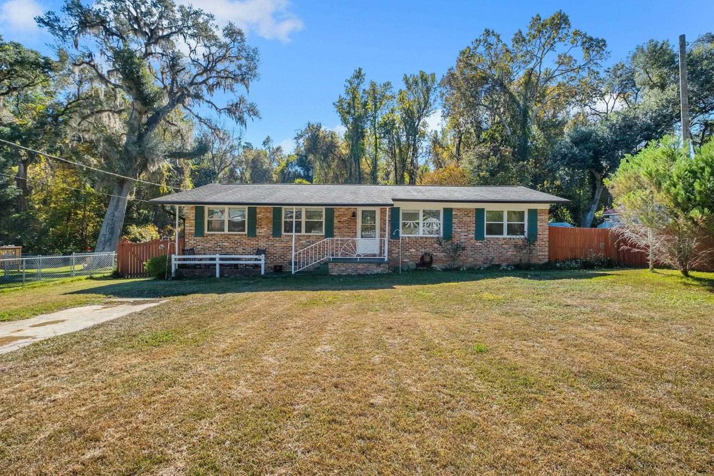 Photo of 2105 Harriet Drive, Tallahassee, FL 32303 (MLS # 393473)