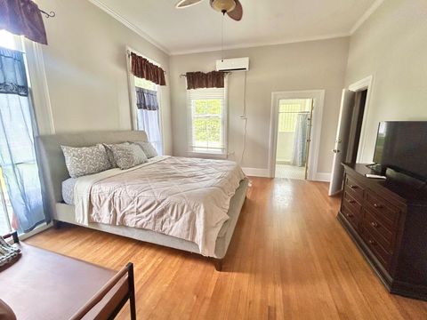 Tiny photo for 625 E WASHINGTON Street, Monticello, FL 32344 (MLS # 398052)