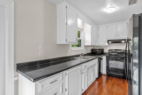Tiny photo for 2002 Trescott Drive, Tallahassee, FL 32308 (MLS # 389978)