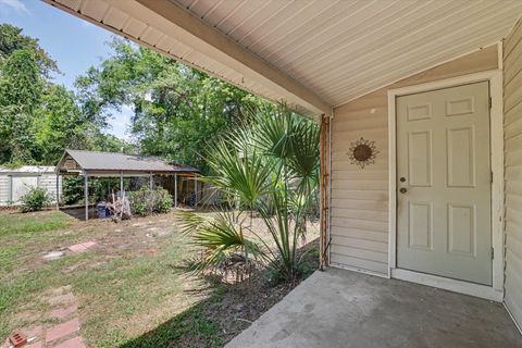 Tiny photo for 408 CAMBRIDGE Drive, Tallahassee, FL 32304 (MLS # 400068)