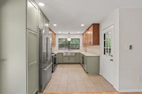 Tiny photo for 408 CAMBRIDGE Drive, Tallahassee, FL 32304 (MLS # 400068)