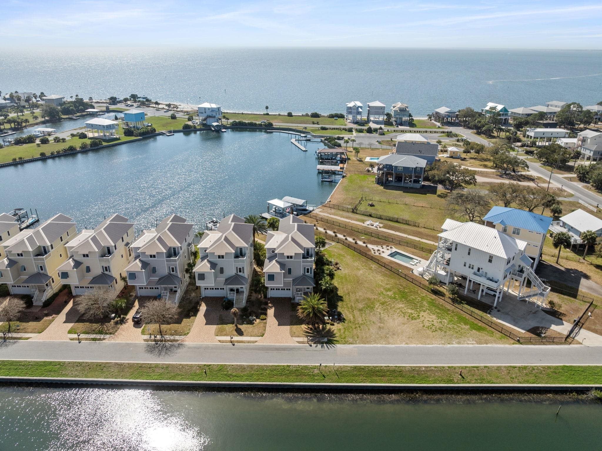 23 WALKER CREEK Drive