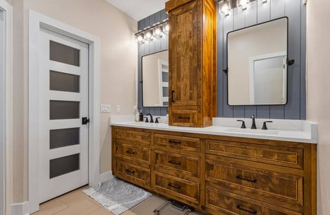 Tiny photo for 465 Dogwood Drive, Havana, FL 32333 (MLS # 396794)