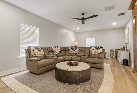 Tiny photo for 465 Dogwood Drive, Havana, FL 32333 (MLS # 396794)