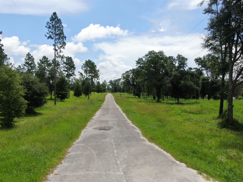 Photo of 0000 NW Pickle Lane, Madison, FL 32340 (MLS # 376052)