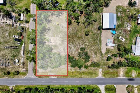 Tiny photo for 303 NW Second Street, Steinhatchee, FL 32359 (MLS # 401771)