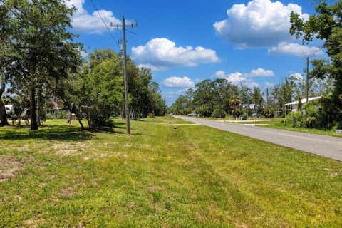 Tiny photo for 303 NW Second Street, Steinhatchee, FL 32359 (MLS # 401771)