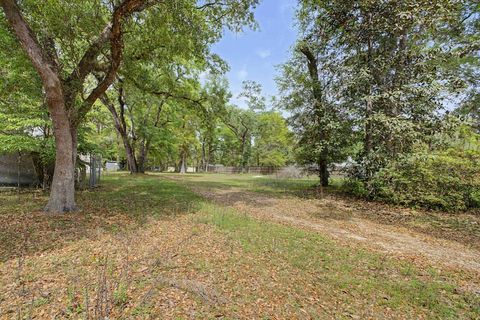 Tiny photo for 2901 BEN STOUTAMIRE Road, Tallahassee, FL 32310 (MLS # 398282)