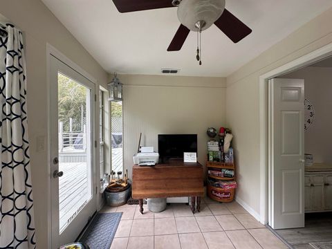 Tiny photo for 2224 Glenwood Lane, Tallahassee, FL 32308 (MLS # 387637)