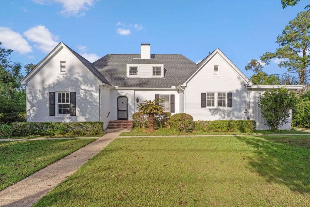 Photo of 1614 S Meridian Street, Tallahassee, FL 32301 (MLS # 391951)