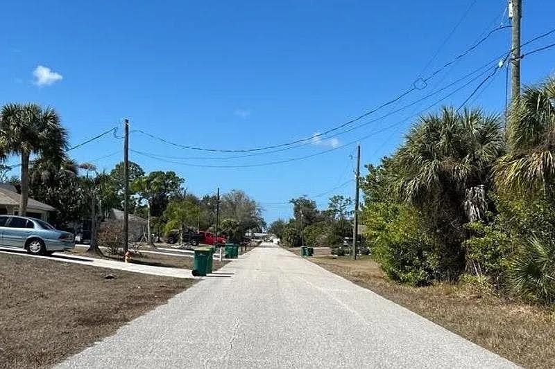 11472 Claggett Avenue