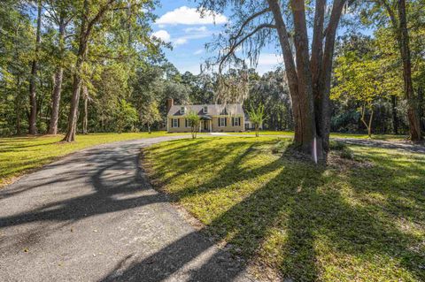 A home in TALLAHASSEE