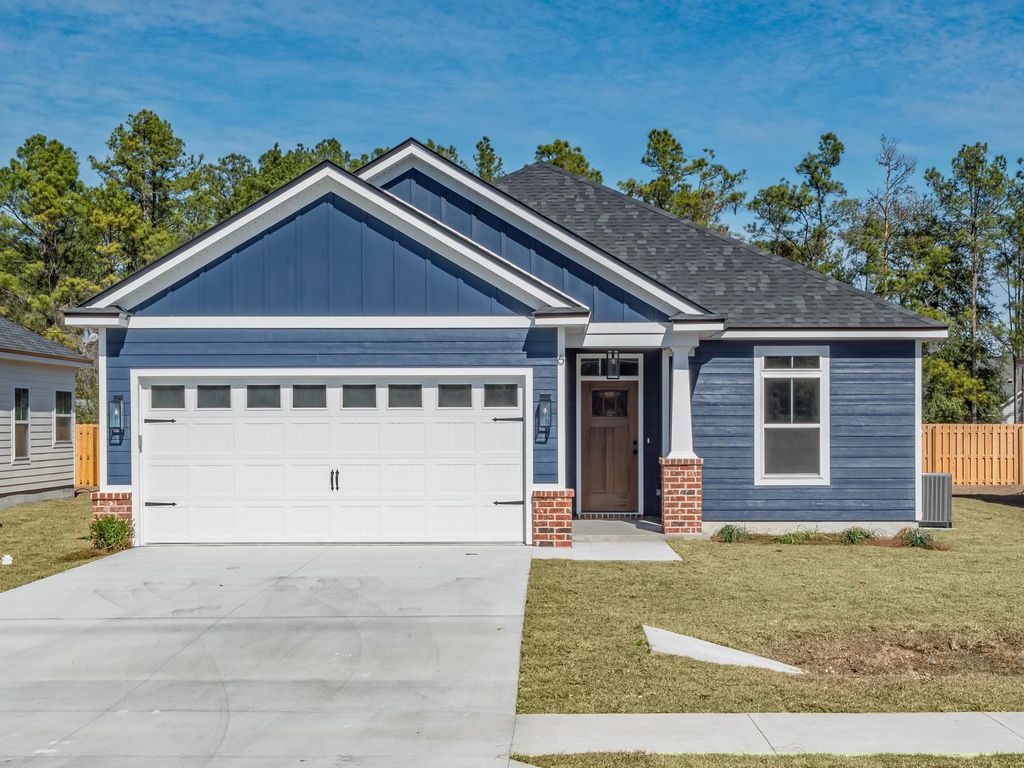 Photo of 120 Divine Loop, Crawfordville, FL 32327 (MLS # 397996)