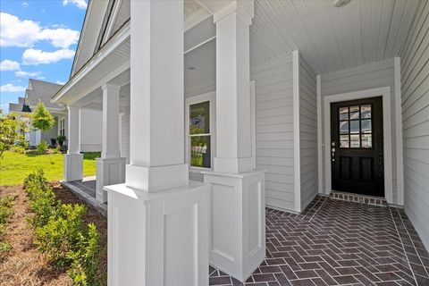 A home in TALLAHASSEE