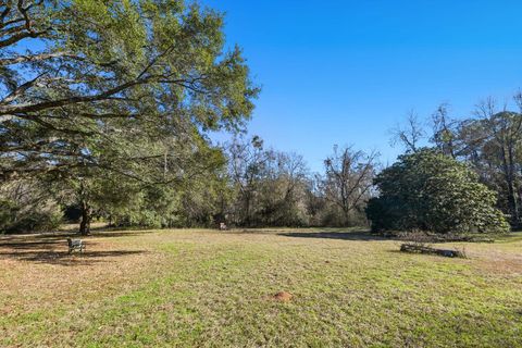 Tiny photo for 8702 Miles Johnson Road, Tallahassee, FL 32309 (MLS # 395212)