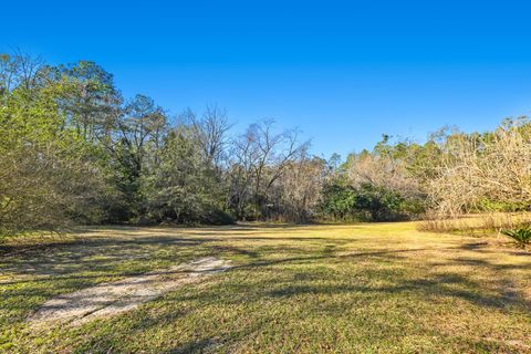 Tiny photo for 8702 Miles Johnson Road, Tallahassee, FL 32309 (MLS # 395212)