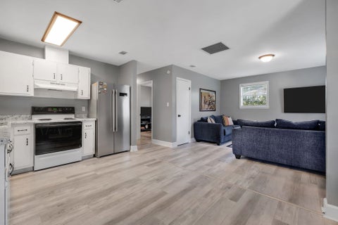Tiny photo for 428 Dupont Drive, Tallahassee, FL 32305 (MLS # 401628)