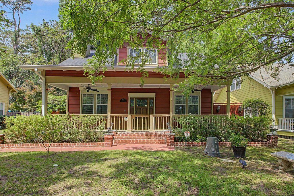 Photo of 1112 Morningside Court, Tallahassee, FL 32301 (MLS # 399736)