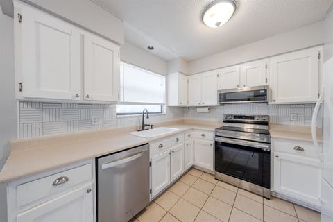 Tiny photo for 3305 Vassar Court, Tallahassee, FL 32309 (MLS # 394040)