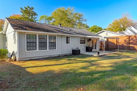 Tiny photo for 3305 Vassar Court, Tallahassee, FL 32309 (MLS # 394040)