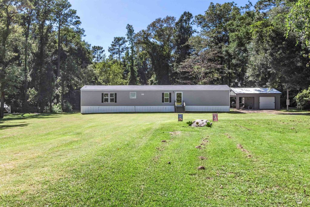 Photo of 10050 Blue Waters Road, Tallahassee, FL 32305 (MLS # 390570)