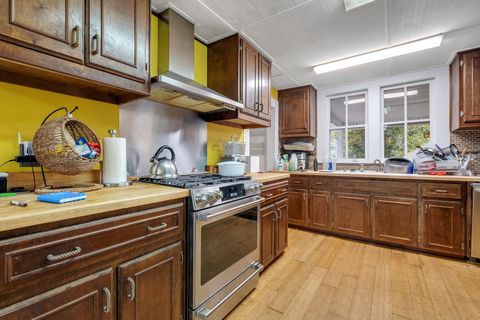 Tiny photo for 701 N BARBER Hill, Lamont, FL 32336 (MLS # 394524)