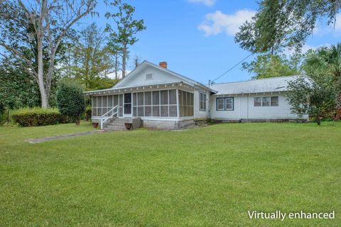 Tiny photo for 701 N BARBER Hill, Lamont, FL 32336 (MLS # 394524)