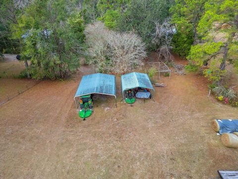 Tiny photo for 701 N BARBER Hill, Lamont, FL 32336 (MLS # 394524)