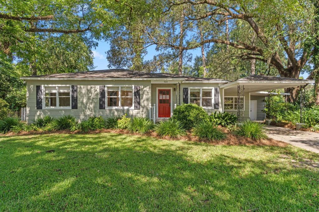 Photo of 1122 Victory Garden Drive, Tallahassee, FL 32301 (MLS # 391632)