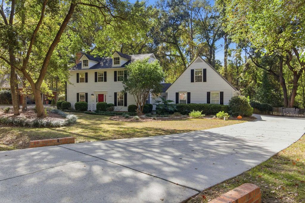 Photo of 13004 Gopher Wood Trail, Tallahassee, FL 32312 (MLS # 392819)